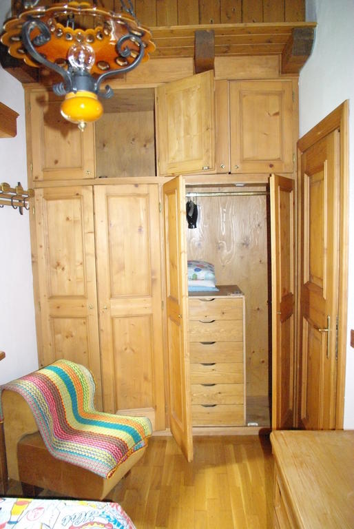 チェンチェニーゲ Casa Alpinaヴィラ 部屋 写真