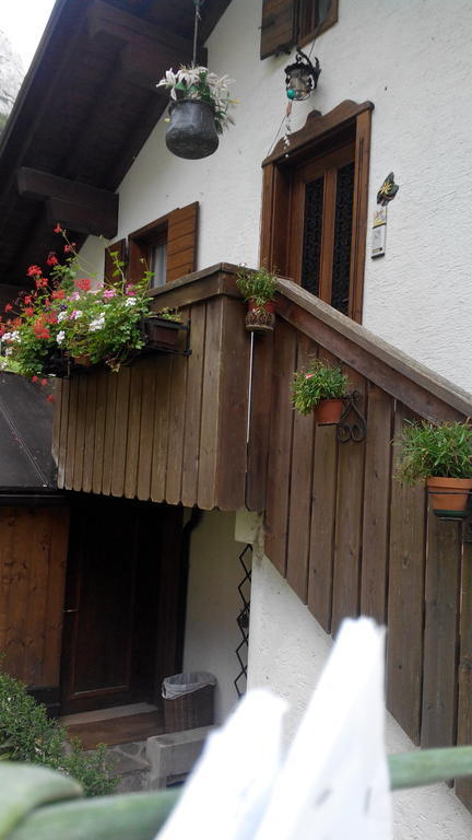 チェンチェニーゲ Casa Alpinaヴィラ エクステリア 写真